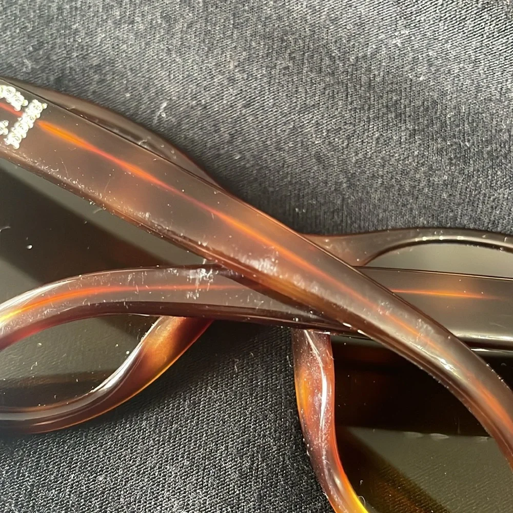 🎉HOST PICK🎉 Gucci Sunglasses